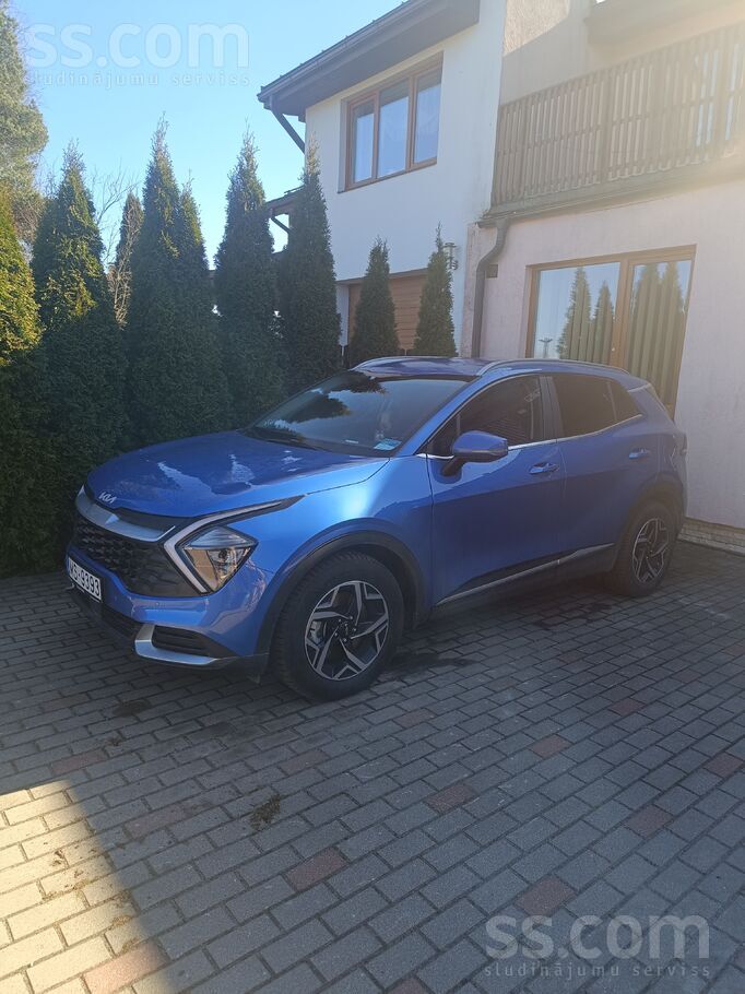 Ездила женщина одна владелица , обслуживание у дилера.
Пробег 8000
Вся ин