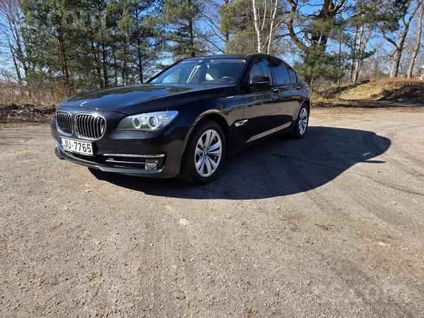 BMW Pārdotu savu brivdienu izbraukuma auto, BMW 730D X