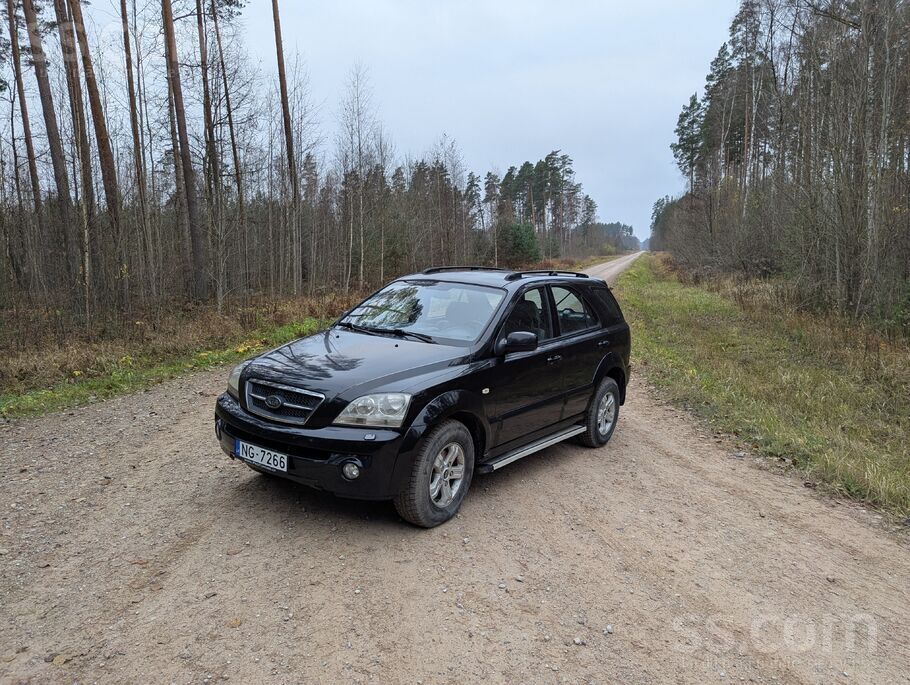 KIA Pārdodu Sorento, jo vairs netiek izmantots. 