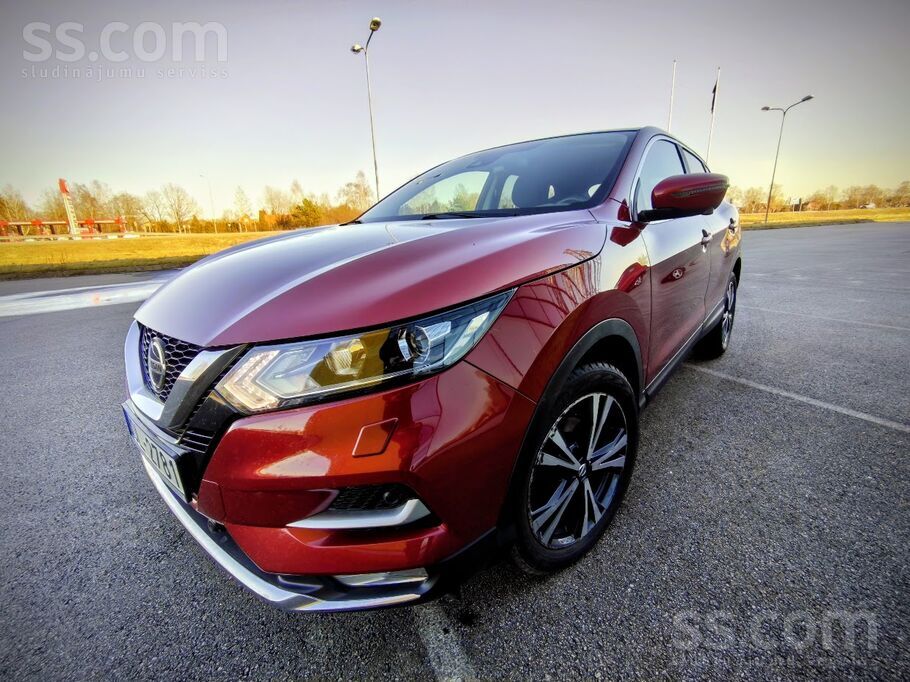Pārdod Nissan Qashqai N-Connect. Zem pārsega uzticams 1.3 benzīna dzinējs ko
