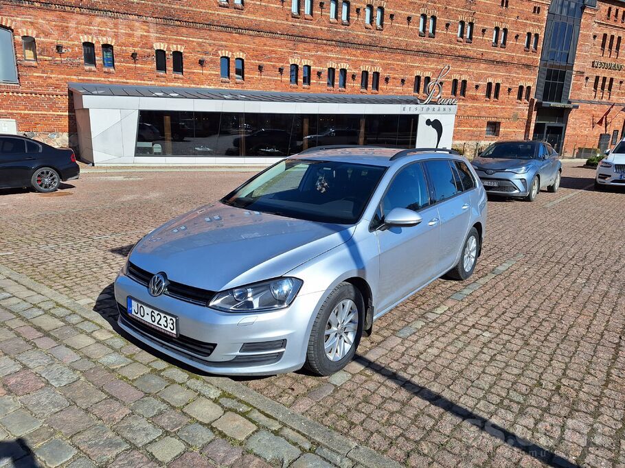 Volkswagen Pārdodu Golf 7. 1.4 litru benzīndzinēju un manuālo