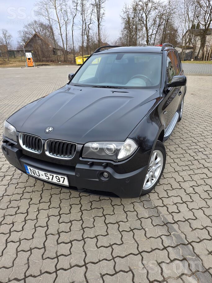 BMW Pārdod BMW X3 3.0D (150kW) ar vizuāliem defektiem,