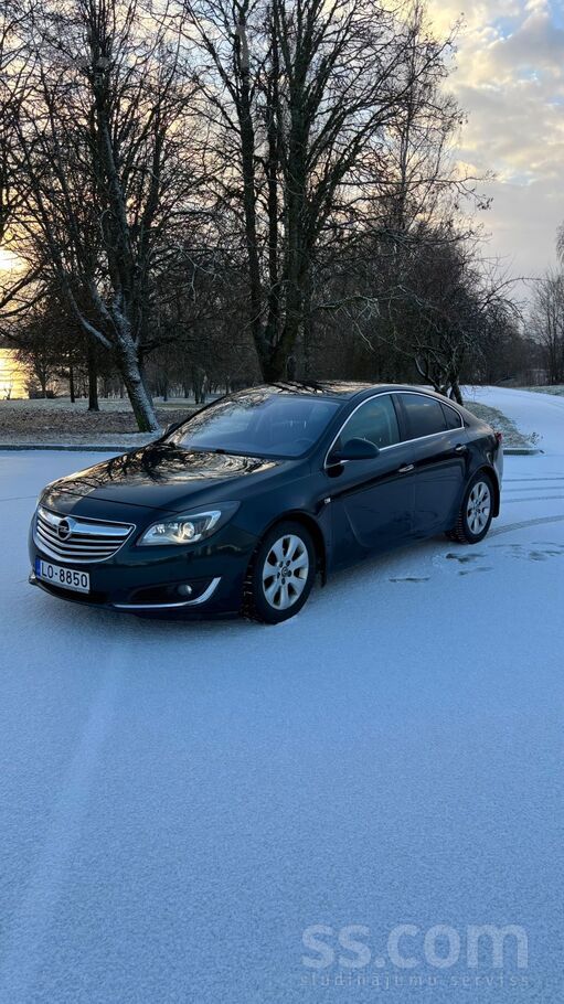 Opel Insignia ar 2.0 litru dīzeļdzinēju ar manuālo kārbu. 125 kW.
Auto l