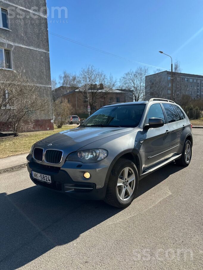 BMW Pārdodu BMW X5 E70. Manā īpašumā 3 Gadus. 