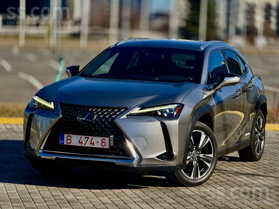 2.0Hybrid. 112Kw 180T. Km. Latvija nav ekspl. Viena no pilnakiem komplektaci