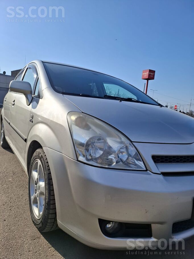 Tiek pārdota Toyota normāla tehniskā stāvoklī. Vasarās riepās ar diskiem. Ja