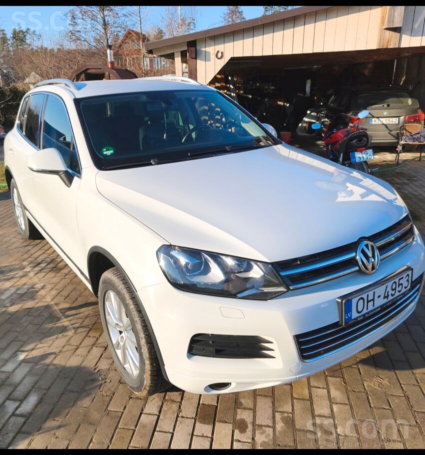Volkswagen Pārdod VW Touareg 3.0D teicamā tehniskā un vizuālā
