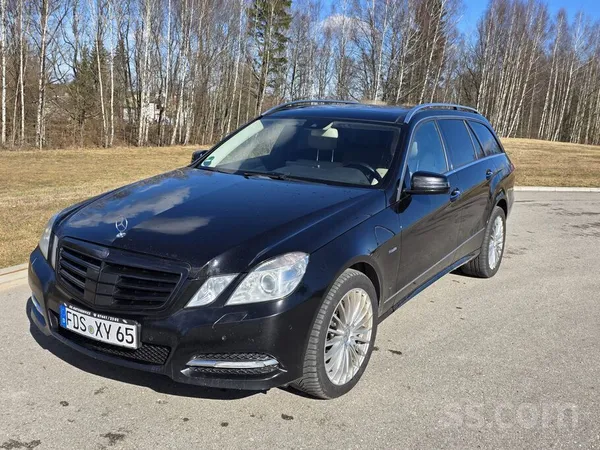 Mercedes Tikko no Vācijas, labs tehniskais un vizuālais stā
