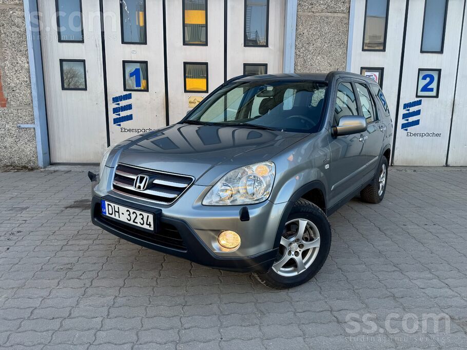 Honda Cr-V Gen2, Facelift modelis.
Aprīkots ar uzticamo 2.0i-vtec benzīna