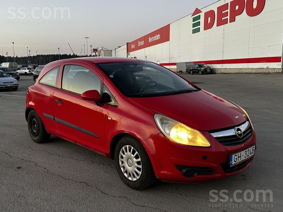 Opel Продаю. 1.2 бензин. Расход 5 литров