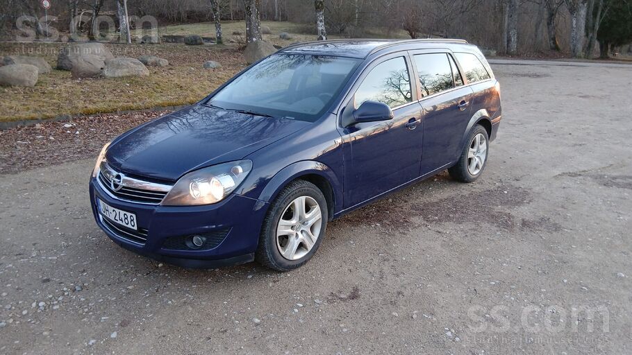 Opel Īpašnieks pārdod Opel Astra Station Wagon 110 kw. 