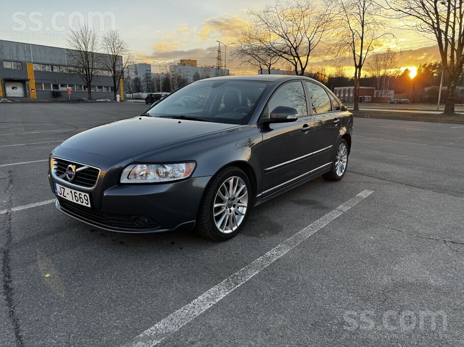 Volvo S40 2011 Facelift D2 1.6 Dīzelis, tikko uztaisīta lielā apkope, lai Ju