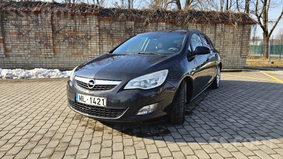 Opel Astra J 1.7diesel (81kw) dinamisks un ekonomisks a