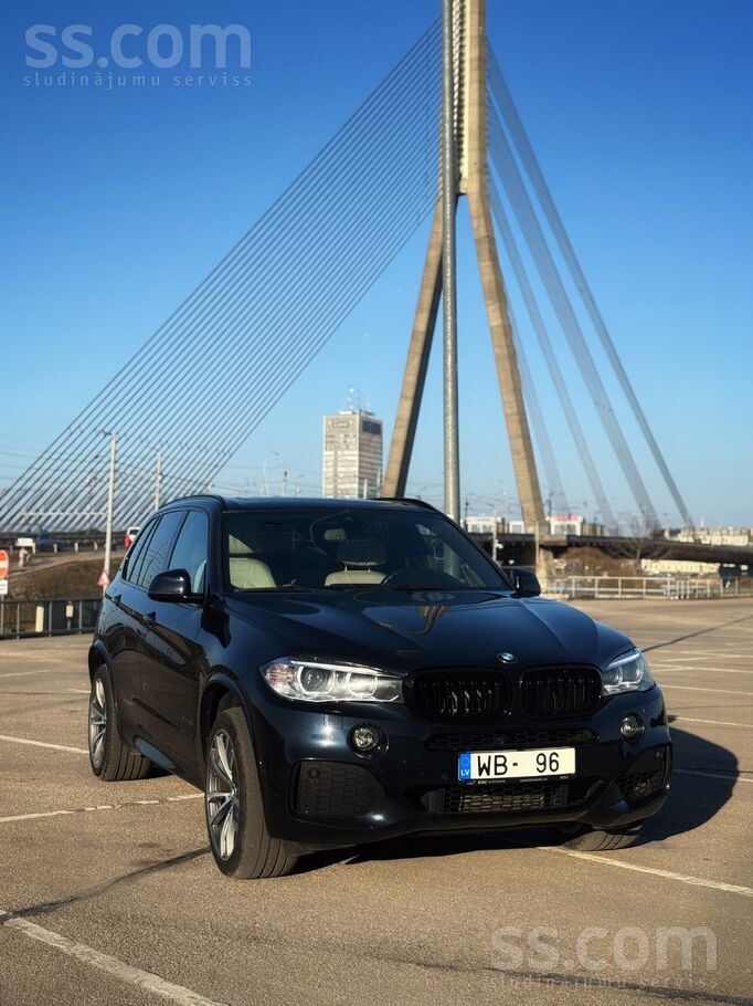 Pārdod BMW X5 xDrive40e, plug in hybrid Iperformance, 230kw/313zs jauda, ceļ