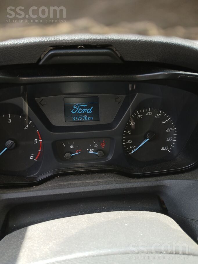 Продаём за ненадобностью. Очень приёмистый и экономный мотор.