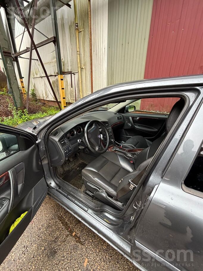 Tiek nesteidzīgi pārdots auto Volvo S 60 Awd Pilnpiedziņa, apskate izieta ma