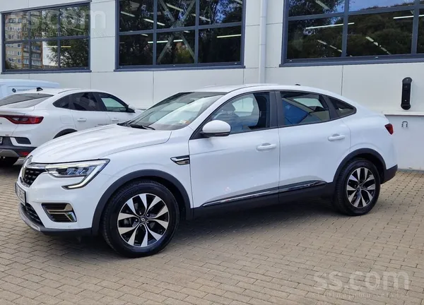 Renault Renault Arkana 1.6 Hybrid экономия, стиль и надёжн