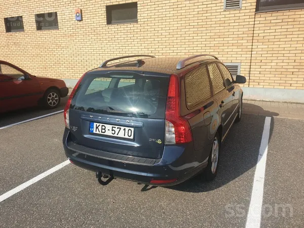 Volvo Sveiki. Pārdodas labs auto. Ziemas, vasaras riepas