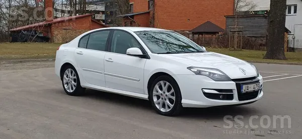 Loti laba stavokli. Laba komplektacija. Auto kopts. Neprasa iegaldijumus.