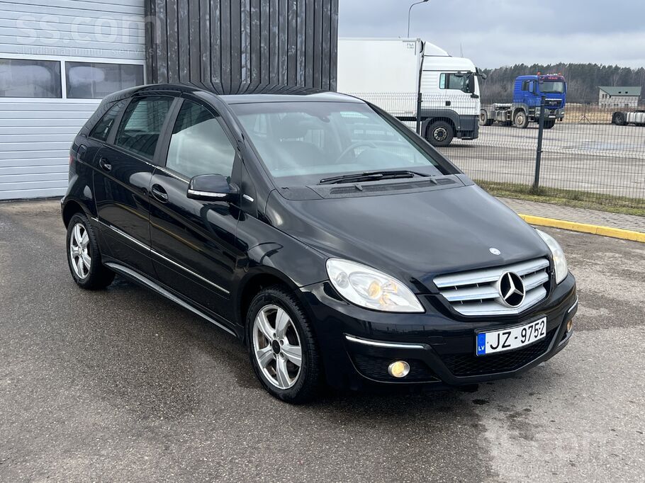 Jauna T. A, face lift modelis. Pilna komplektacija. Kopts auto.