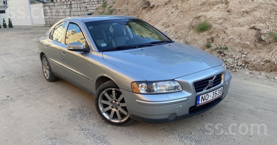 Volvo Volvo S60 2.4D (D5) – Teicamā tehniskā stāvoklī, T