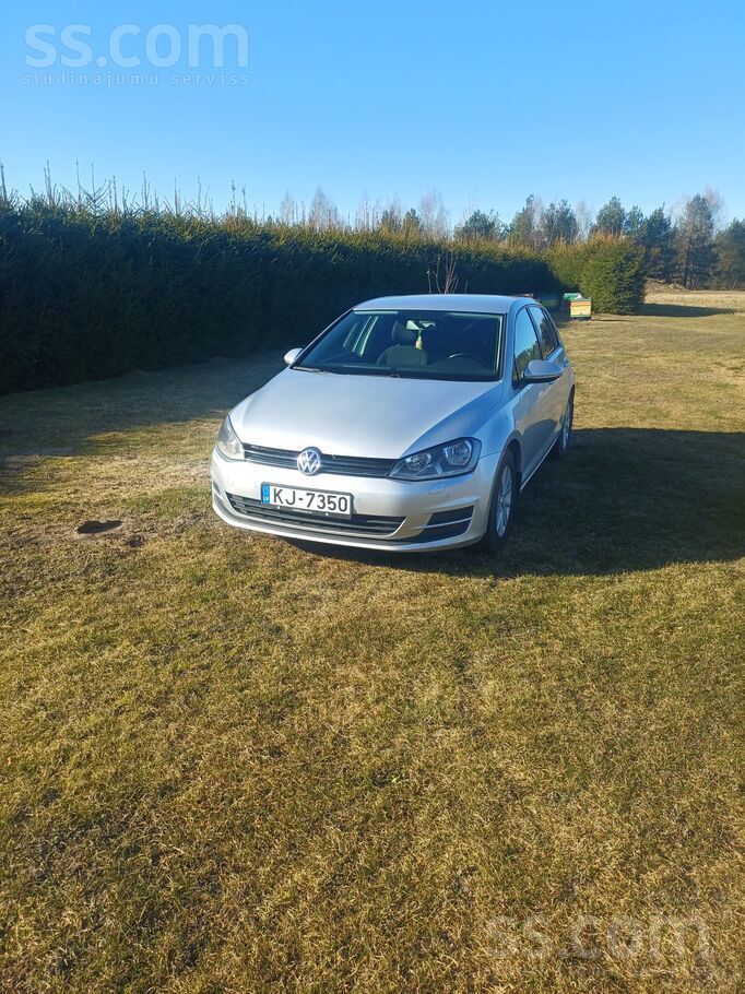 Volkswagen Tiek pārdots ekonomisks 2016 gada Golf ar 1.6 dīze