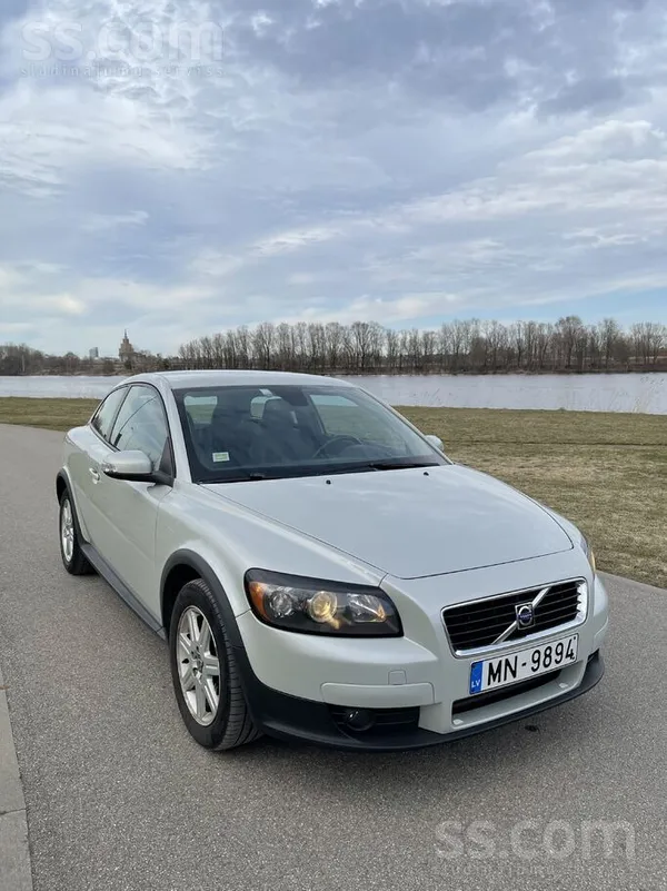 Volvo Pārdod Volvo C30 1.6D 80kW