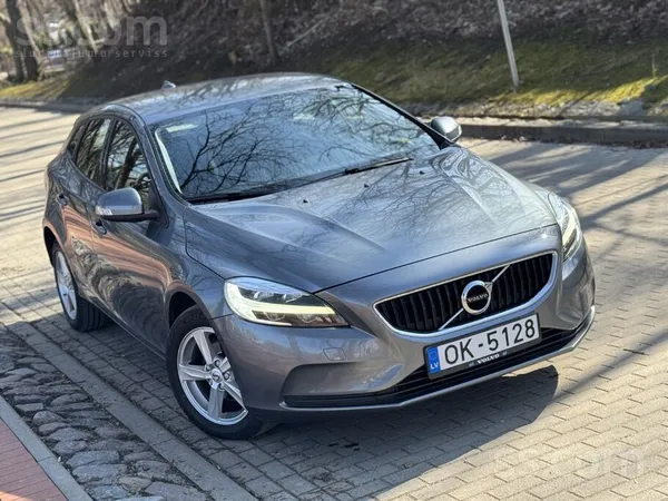 Volvo Pārdošanā volvo v40 2, 0D2 88kw manuālis. Tikko at