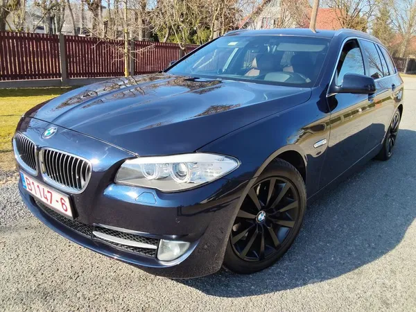 BMW Tikko no NL. Imperialblau - Brillanteffekt. Full. 