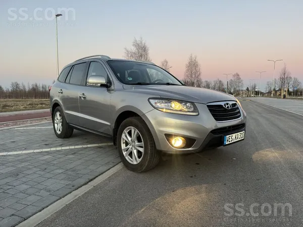 Hyundai Santa FE 2.2Crdi 145Kw
-Tikko no vacijas
-Vacijas viens saimnieks