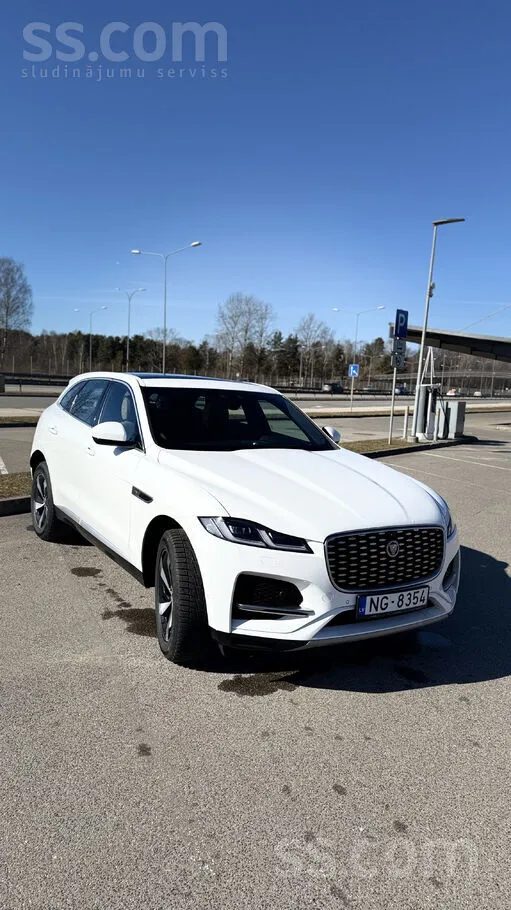Jaguar Автомобиль куплен у дилера, аккуратно эксплуатиров