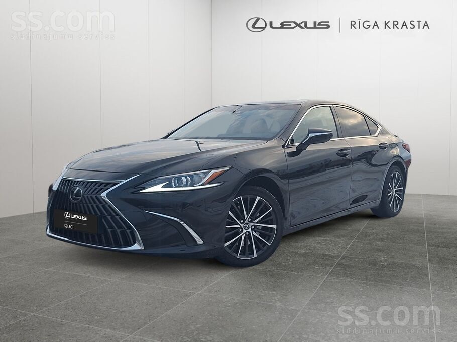 Lexus ES 300h, Limited Edition.
2.5 hibrīddzinējs, kopējā jauda (160Kw/218