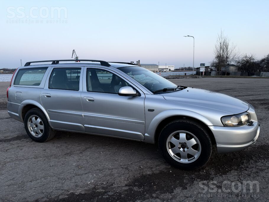 Volvo Xc70 2.5T Awd. Svaiga apkope. Gatavs ziemai un piedzīvojumiem
Pārdo