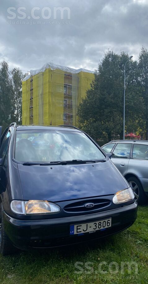 Auto laba tehniska stavokli. Ar 2.0 Doch motoru. Viss strada ideali. Teh .sk