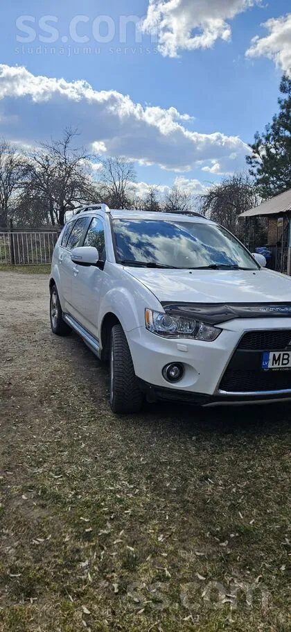 Mitsubishi Продаётся машина в хорошем состоянии, небольшие ко