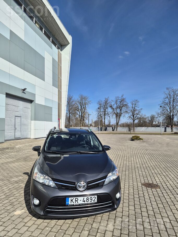 Toyota Pārdod Toyota Verso labā stāvoklī, 2016.gada izlai