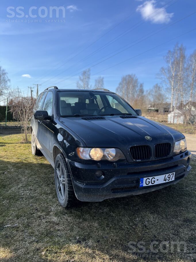 BMW Pārdodu X5 135kw. Kārbas defekts un vizuāli defekt