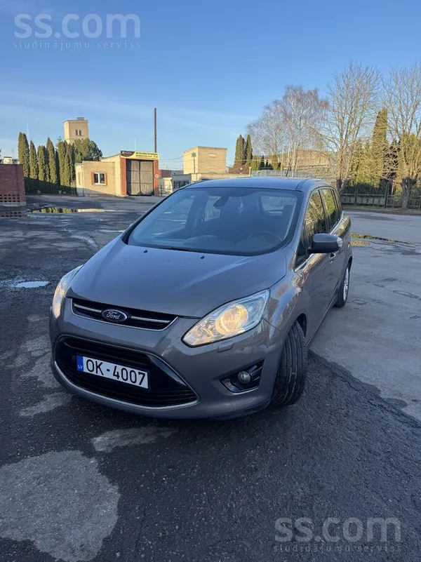 Ford Pārdodu Ford Grand C-max. 2.0 Tdci dīzeļauto. Auto