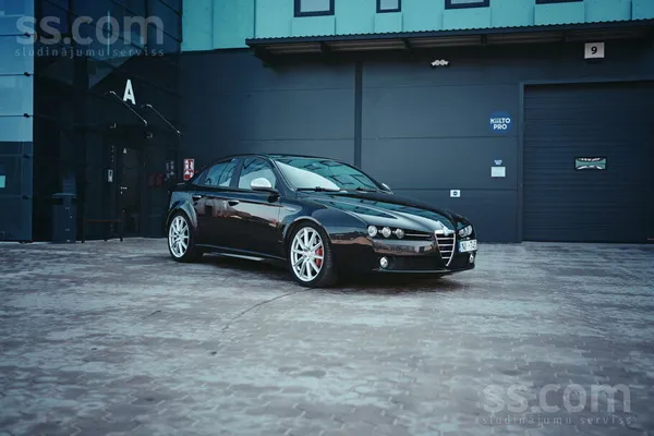 Alfa-romeo Alfa Romeo 159 TI 2.4 Jtdm Q4 - pilna komplektācij