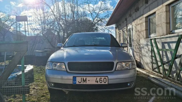 Audi Продается Audi A4 седан серебристого цвета , 1.9 t