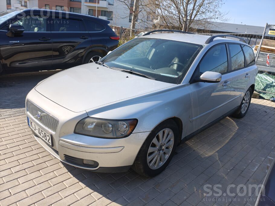 Pārdod Volvo V50 2.0D 100kW 2004.g.
Nobraukums: 274 315 km
Ta: 07.2026