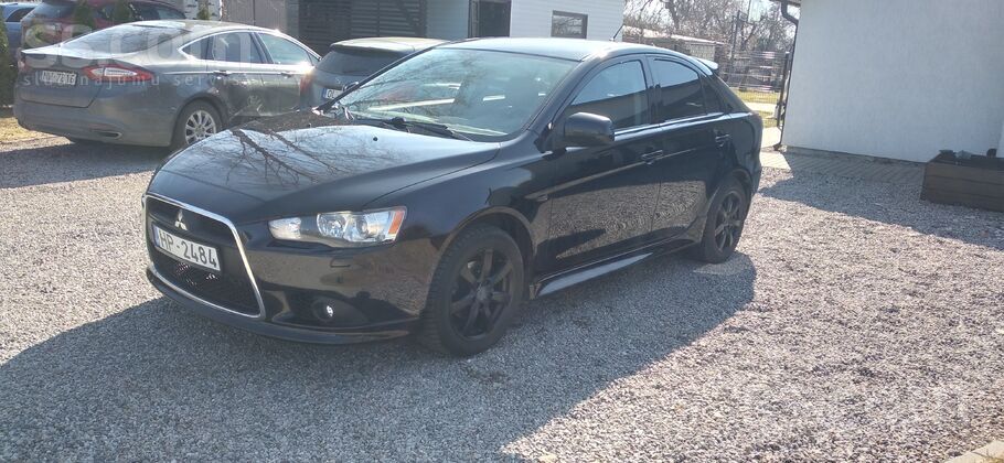 Auto labà tehniskā stāvoklī, kopts un pieskatīts. Regulāri veiktas tehniskās