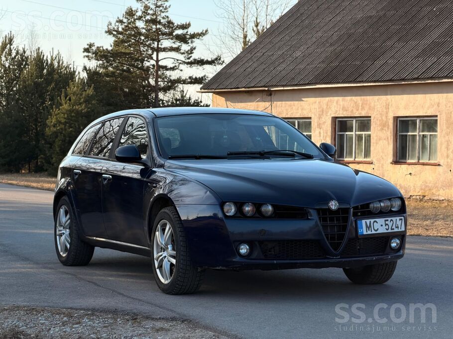 Alfa-romeo Pārdodu Alfa Romeo 159 Sportwagon. 