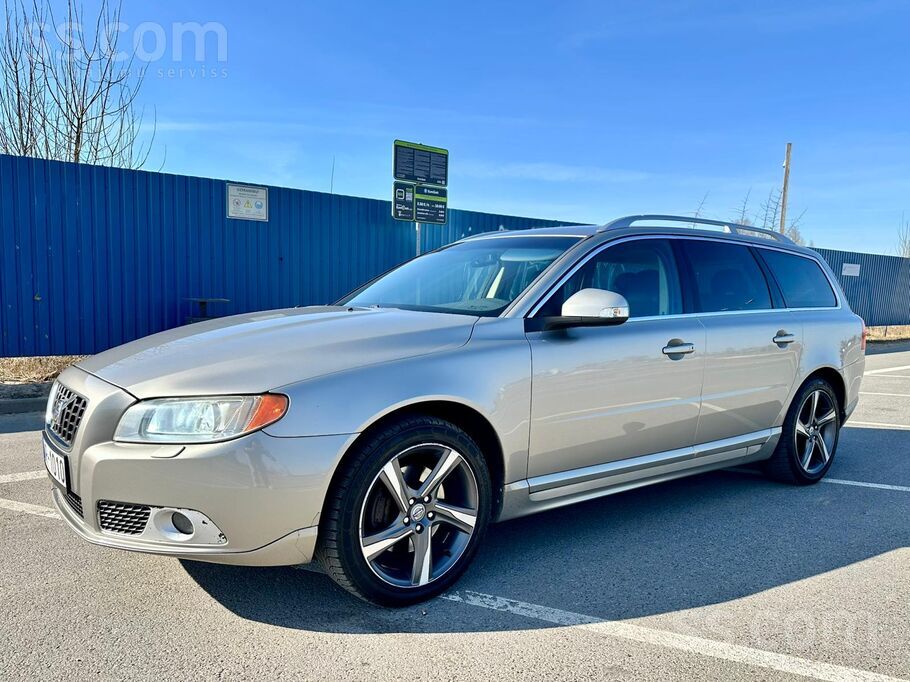Volvo 2.4 D5 dzinējs (136kW), patēriņš uz šosejas 6.0l/1
