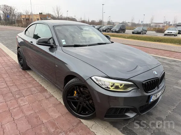 BMW Pilna M paka, 