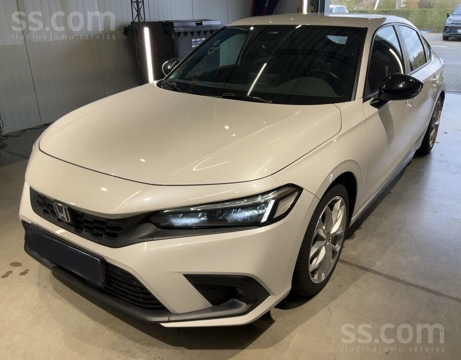 Civic 2.0 E:hev Sport. Ir rūpniecības garantija uz Hybrid sistēmu līdz 2031