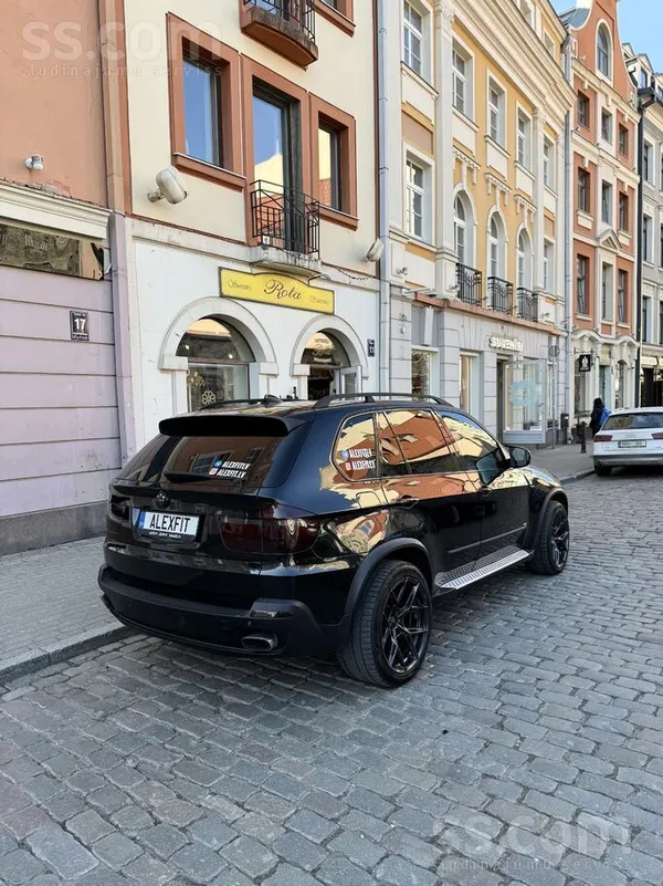 BMW Продаю BMW X5 4.8 2008 года. Делал для себя, проех
