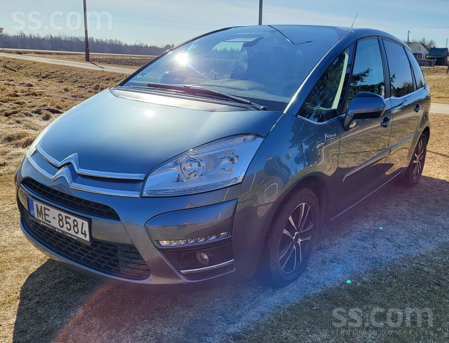 Citroen Pārdod ļoti ekonomisku ģimenes auto labā tehniskā