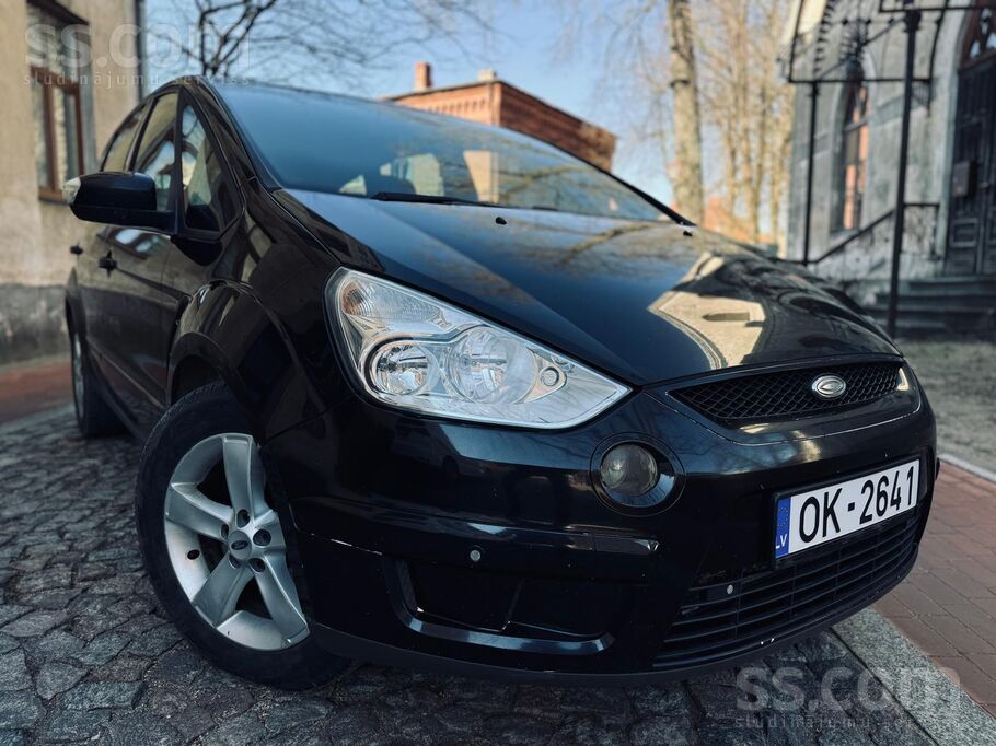 Ford Pārdošanā 7 vietīgs Ford S-Max -92kw/125zs labā te