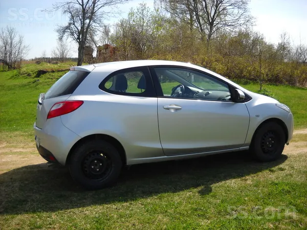 Mazda Tirgoju sievas auto. 2 durvju variants. Pirkts jau